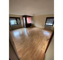 Gepflegte 3 Zimmer Wohnung mit Balkon und Einbauküche - Forchheim