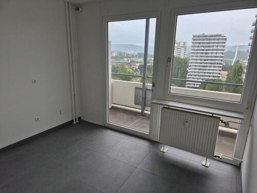 Foto - Wohnung zu vermieten , komplett neu Renoviert.
