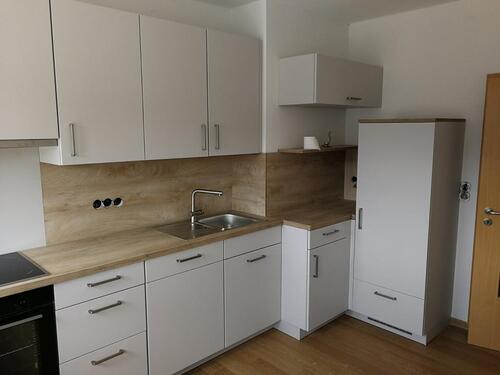 Foto - Schöne und geräumige Obergeschosswohnung zu vermieten