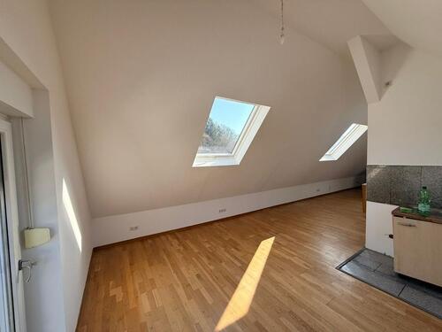 Foto - 2 Zimmer Dachgeschoßwohnung zur Miete in Gummersbach