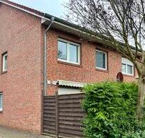 Reihenendhaus 96 qm - 800,00&nbsp;EUR Kaltmiete, ca.&nbsp; 96,00&nbsp;m&sup2; in Leer (Ostfriesland) (PLZ: 26789)