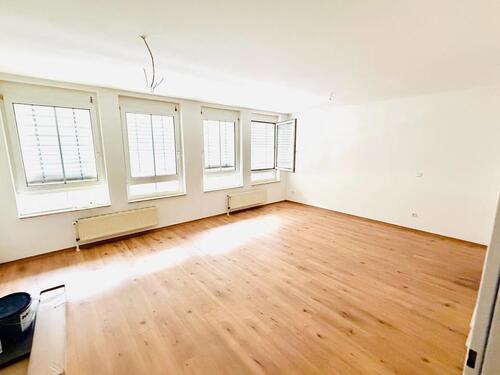 Foto - Helle 1-Zimmerwohnung im Hennigsdorfer Zentrum 750 warm