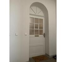 Schöne 3 Raumwohnung im 2. OG, Bad neu, FuboHz, Top Lage - Glauchau