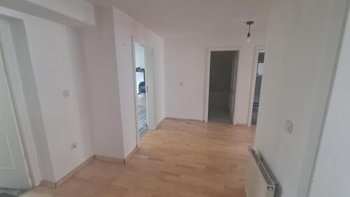 Foto - Schöne 3 Raum WE mit Küche und Kaminofen