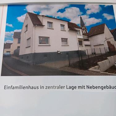 Foto - Hausverkauf Makleranfragen werden nicht beantwortet
