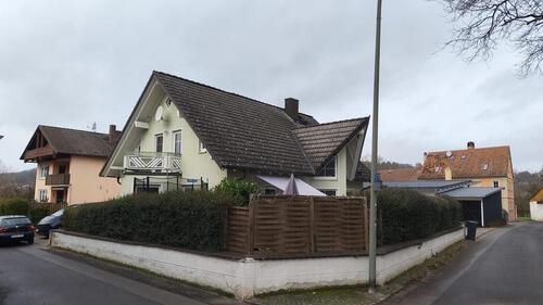 Foto - 6 Zimmer Einfamilienhaus zum Kaufen in Pettstadt