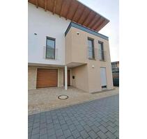 Reiheneckhaus in Maxhütte-Haidhof - Top Zustand - Provisionsfrei - Neutraubling