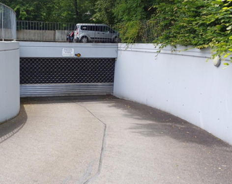 Foto - Tiefgaragen-Stellplatz nahe Universität