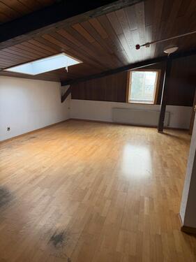 Foto - 3 Zimmer Wohnung - 1.350,00&nbsp;EUR Kaltmiete, ca.&nbsp; 90,00&nbsp;m&sup2;
