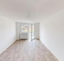 Geräumige Balkonwohnung mit Tageslichtbad - Chemnitz Altendorf