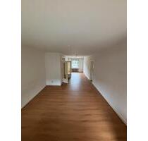 Attraktive 4-Zimmer-Wohnung in Sasel - Hamburg Wandsbek