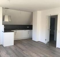 Schöne helle Dachgeschosswohnung in zentraler Lage, Tuttlingen