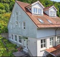 Besonderes Haus mit großer Hobbywerkstatt und Garten - Neuenbürg