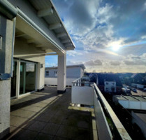 Wohnen mit Flair! Licht und Leben bietet diese Penthouse Wohnung - Oberhausen Schmachtendorf