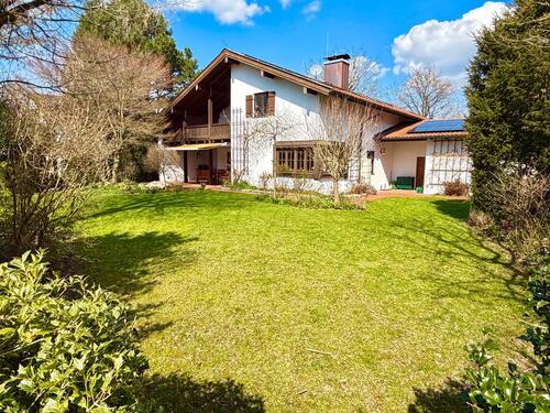 Foto - Gehobenes Einfamilienhaus in zentraler Lage *provisionsfrei*