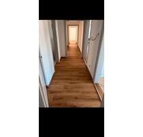 Schöne moderne 5 Raum Wohnung zu vermieten ruhige Lage - Waltershausen