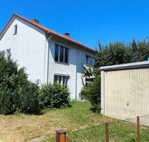 Doppelhaushälfte mit Potential Wohnflächenerweiterung möglich! - Hechingen