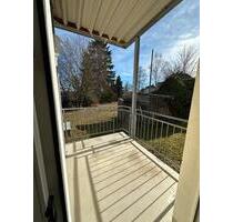 Zu Vermieten 2 Zimmer Hochparterre mit Bslkon und Stellplatz - Pockau-Lengefeld