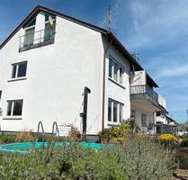 Charmantes Mehrfamilienhaus - 650.000,00&nbsp;EUR Kaufpreis, ca.&nbsp; 270,00&nbsp;m&sup2; in Täferrot (PLZ: 73527)