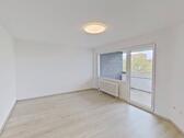 Foto - Große 4-Zimmer-Wohnung mit BALKON und Wannenbad