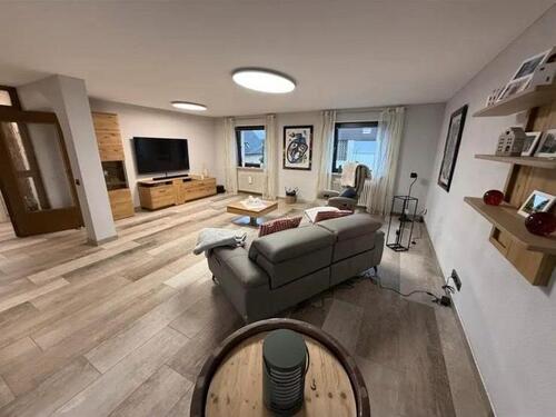 Foto - 6 Zimmer Etagenwohnung in Mackenbach