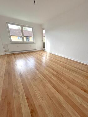 Foto - Geräumige 4-Zimmer Wohnung - 554,00 EUR Kaltmiete,