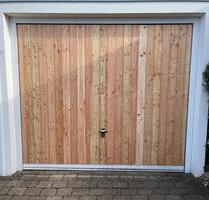 Garage mit Torantrieb & Stromanschluss - Rottenburg am Neckar