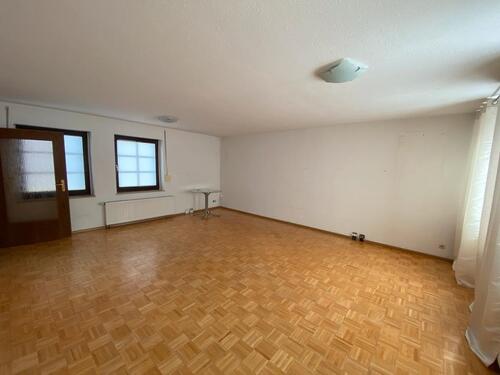 Foto - Großzügige 3 Raum Wohng. EBK , Altstadt NDH