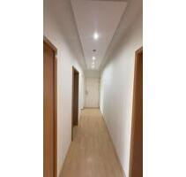 Zweizimmerwohnung zum Selbstbezug 60 m² + Balkon - München Feldmoching-Hasenbergl