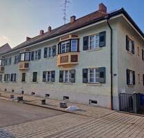 *Charakteristischer Altbau* Zentral gelegene 2-Zimmer-Wohnung mit Gartenanteil & Erker im ersten OG - Simbach am Inn