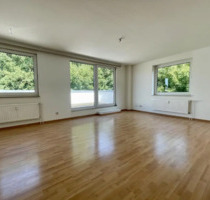 Sonnige & renovierte Dachgeschosswohnung mit Stellplatz - Mannheim Rheinau