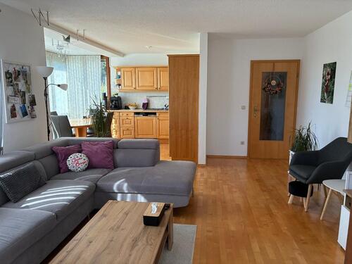 Foto - 3-Zimmer Erdgeschosswohnung mit Terasse und Garten