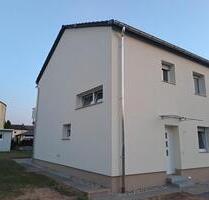 EF Eckhaus, komplett renoviert, kompl. wärmeisoliert, alles neu - Speicher