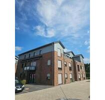 Helle und autarke 3Z-Wohnung EBK + Wärmepumpe + Keller + PV-Anlage - Oldenburg Drielaker-Moor