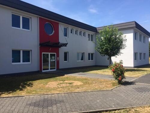 Foto - Bürofläche mit guter technischer Ausstattung zu vermieten!