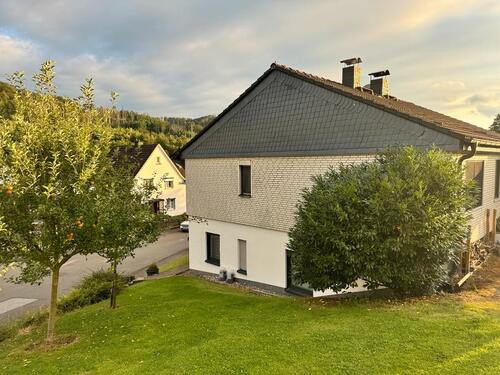 Foto - Einfamilienhaus mit Einliegerwohnung – 2 Einbauküchen inklusive