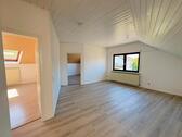 Foto - freundliche 4 Zimmer Wohnung, mit Balkon,