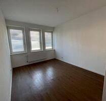 Nette 1-Zimmer-Wohnung DIREKT AN DER NIDDA [HMR-O05E03] - Frankfurt am Main Nied