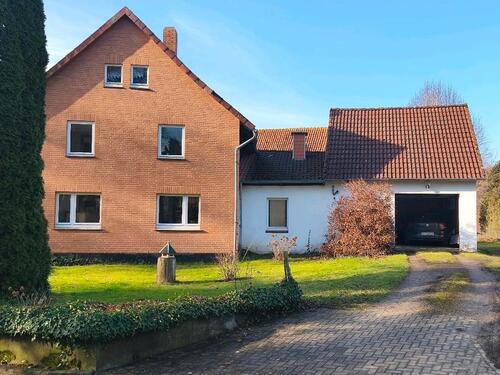 Foto - Einfamilienhaus mit Garten - 139.000,00&nbsp;EUR Kaufpreis, ca.&nbsp; 160,00&nbsp;m&sup2;