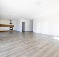 Moderne 4-Zimmer-Wohnung mit Terrasse und Einbauküche – ab sofort frei - Niedereschach