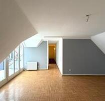 Zentral gelegene Dachgeschosswohnung im Herzen von Detmold Zentral gelegene Dachgeschosswohnung im Herzen von Detmold