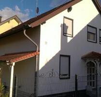Sehr schönes Einfamilienhaus mit Einliegerwohnung, Garten, PV, - Ramstein-Miesenbach Hütschenhausen