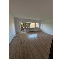 Helle renovierte 3-Zimmer Wohnung mit Balkon - Tostedt