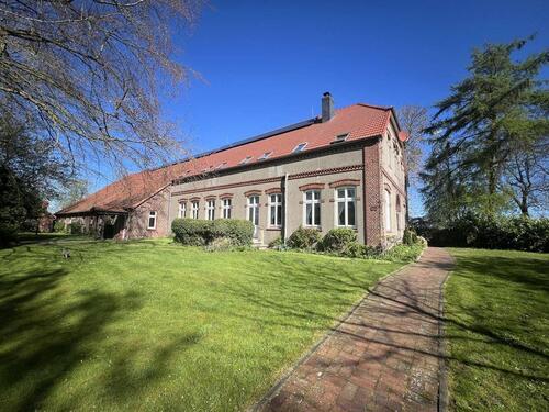 Foto - Charmante 2-Zimmer-Dachgeschosswohnung im Grünen zu vermieten