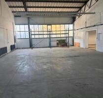 Attraktive Lager- und Produktionshalle zu vermieten - Berlin Spandau