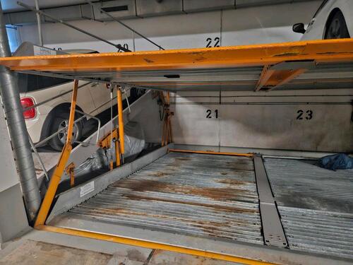 Foto - Tiefgaragenstellplatz Duplex ab sofort frei