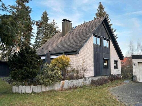 Foto - Schönes Einfamilienhaus mit Doppelgarage ohne Käuferprovision