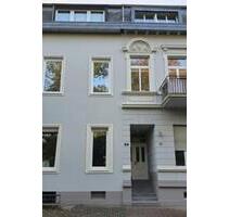 Vollrenovierte Altbauwohnung Stellplatz Sonnenterrasse Parkblick - Krefeld