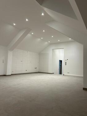 Foto - ERSTBEZUG mit Küche: 2 Zi Wohnung 85m² 97944 Boxberg - Schweigern