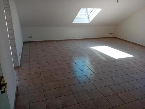 Foto - 3 Zimmer Dachgeschoßwohnung zur Miete in Waldems